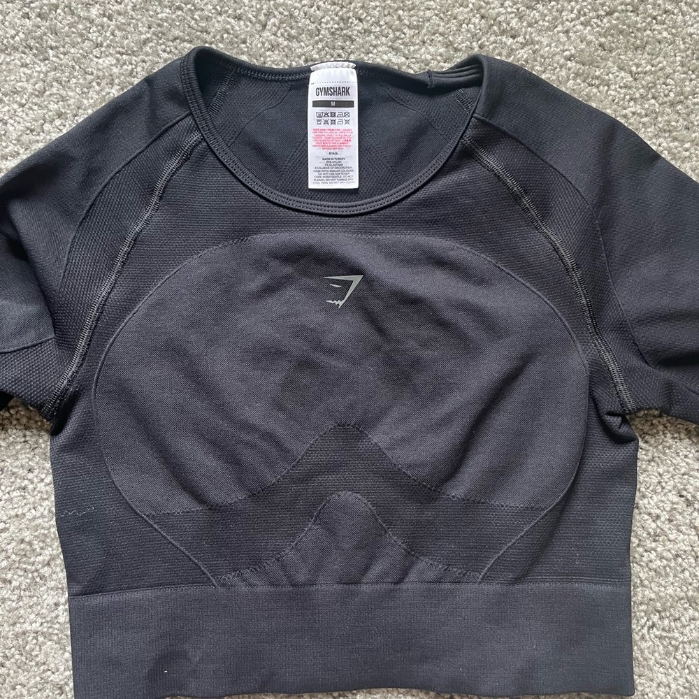 Gymshark womens medium long sleeve crop top
